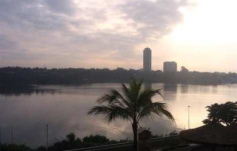 Avertisment MAE: Romani, parasiti neintarziat Coasta de Fildes!