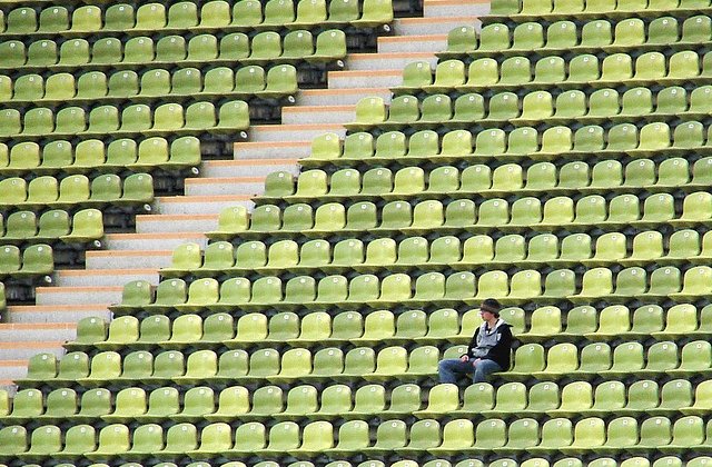 Stadionul municipal din Targu-Jiu este abandonat, dupa ce Pandurii intra in insolventa