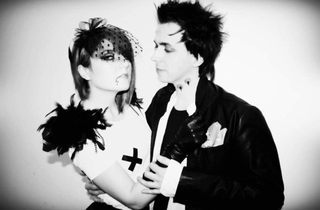 [VIDEO] Keo si Alexandra Ungureanu lanseaza "Live Piano Show"