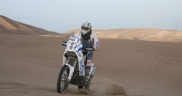 Gyenes, un nou record romanesc la raliul Dakar