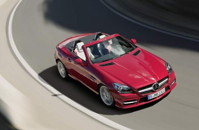 OFICIAL: Iata noul Mercedes SLK!