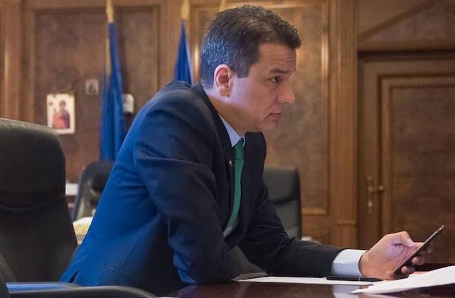 Grindeanu demite toti secretarii de stat de la Ministerul Dezvoltarii: Shaidehh nu mai poate semna nimic