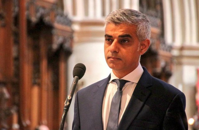 Primarul Londrei: Incendiul de la Grenfell Tower este un accident ce putea fi evitat