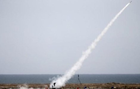 Iranul trage pentru prima oara in ultimii 30 de ani sase rachete in Siria