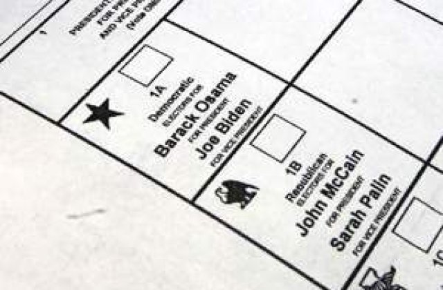 Buletine de vot, inscriptionate cu numele 'Barack Osama'