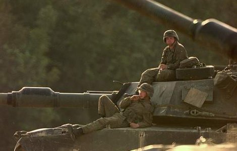 WikiLeaks a oferit bani pentru apararea militarului Bradley Manning