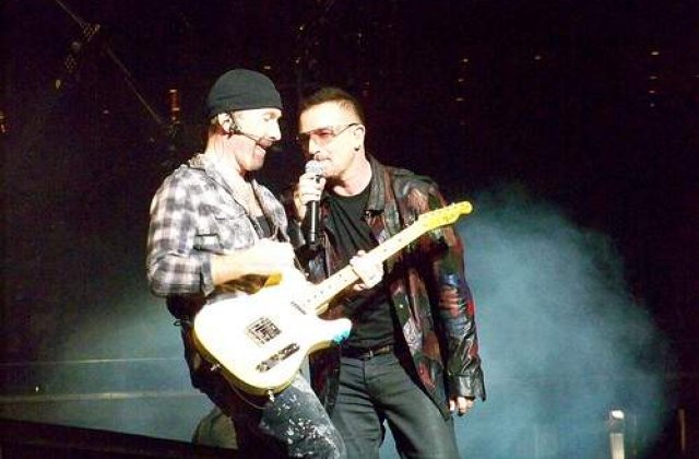 Bono investeste in Facebook