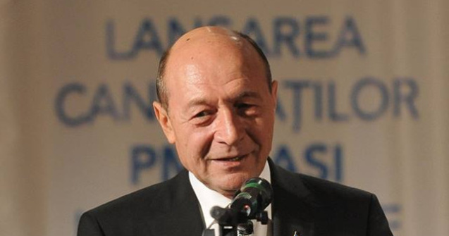 Basescu, despre retragerea demisiilor ministrilor: Culmea penibilului!