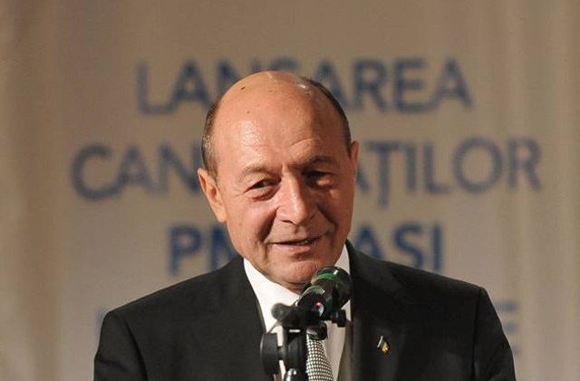 Traian Basescu, despre retragerea demisiilor ministrilor: Culmea penibilului!