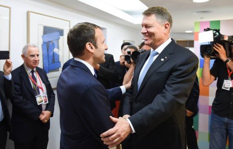 Iohannis: Intalnirea cu Macron a fost foarte, foarte buna. Am discutat si despre situatia din tara. Am asigurat ca Romania e stabila