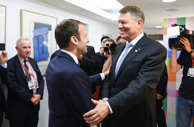 Iohannis: Intalnirea cu Macron a fost foarte, foarte buna. Am discutat si despre situatia din tara. Am asigurat ca Romania e stabila