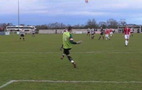  Video  Gol marcat de la 98 de metri