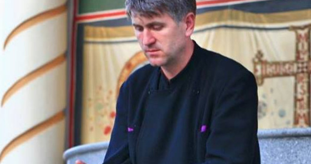 Preotul Cristian Pomohaci, oprit sa oficieze orice slujba bisericeasca