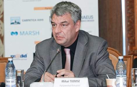 C.T. Popescu: "Pe Mihai Tudose il cred capabil de multe lucruri docile si servile fata de Dragnea"