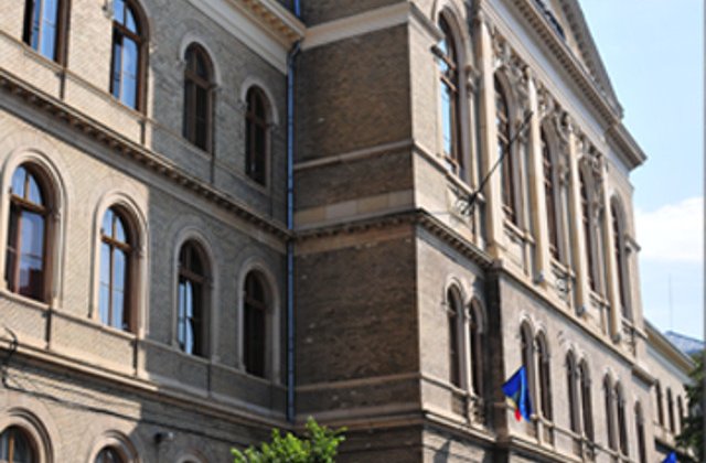 UBB scoate la concurs 1.946 de locuri in extensiile universitare