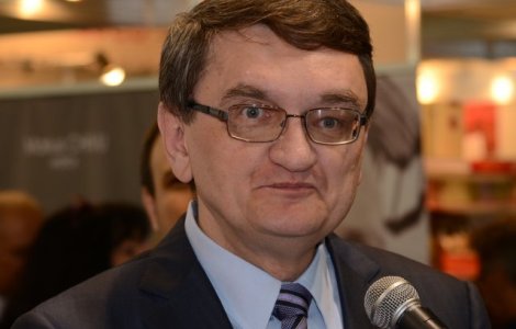 Senat: Avocatul Poporului va avea rang si salariu de ministru si pensie de judecator CCR
