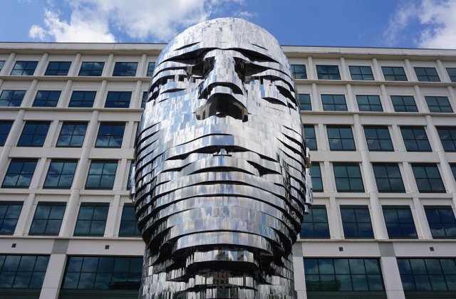 Top 9 cele mai frumoase fantani arteziene din intreaga lume