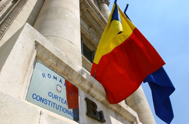 USR depune un proiect de lege privind depolitizarea CCR, care prevede si obligatia publicarii opiniilor separate