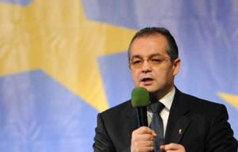 Boc: 'PNL si Crin Antonescu sa nu ne puna conditii'