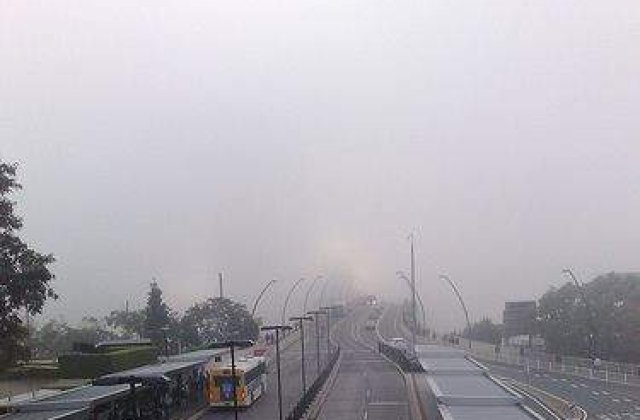 Vizibilitate redusa pe drumurile din tara din cauza cetii