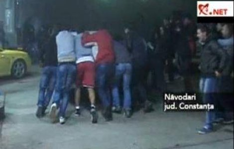  Video  Protestele "la pompa" iau amploare