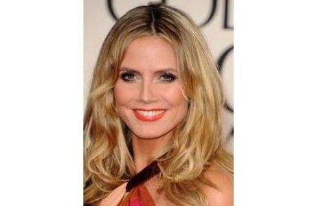 Cum sa obtii un look glam a la Heidi Klum