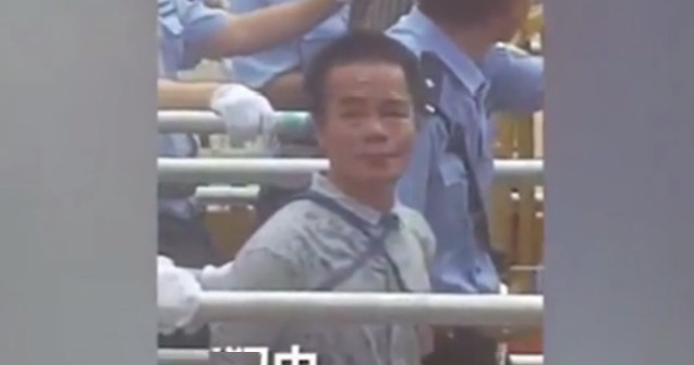 China: 13 traficanti de droguri au fost condamnati la moarte, in fata a 10.000 de oameni