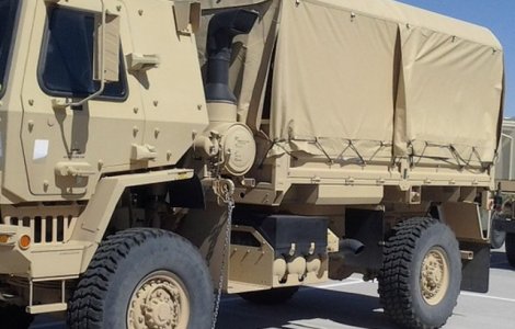 Arges: Trei militari morti, dupa ce un camion militar s-a rasturnat intr-o prapastie