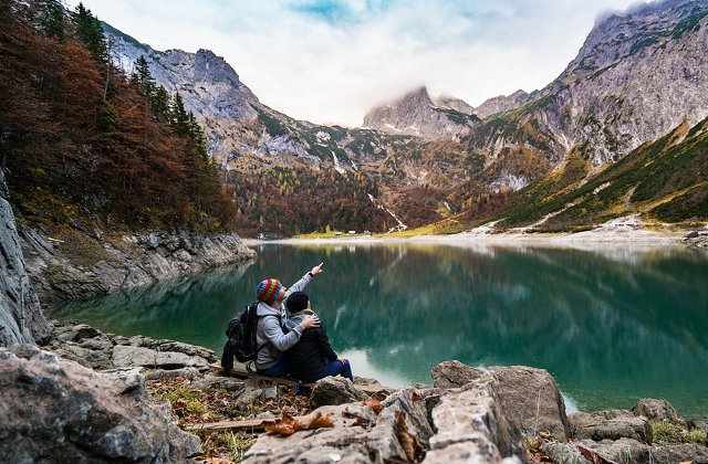 7 modalitati de a reaprinde flacara pasiunii in cuplu