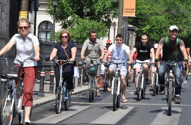 Proiectul "Biciclisti in Bucuresti”, aprobat in CGMB: Vouchere de 500 de lei acordate cetatenilor care vor sa isi cumpere biciclete
