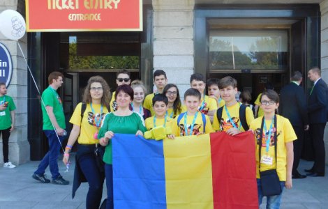 Elevii romani au castigat 7 premii la o importanta competitie internationala de programare