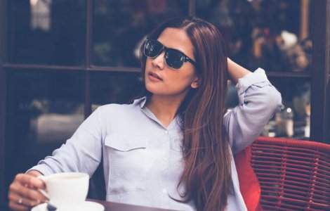  Top  8 trucuri de aranjare a parului pe care femeile trebuie sa le stie