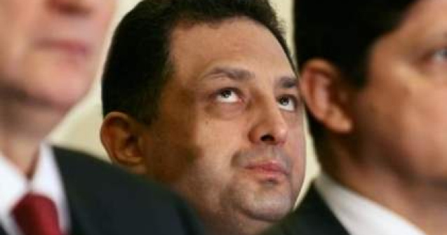 Americanii + Vanghelie = Love?