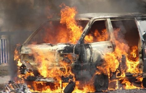  Foto   Update  Atac cu masina-capcana in Damasc, soldat cu 20 de morti