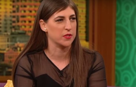 Unei actrite din serialul "The Big Bang Theory" i s-a interzis sa vorbeasca o luna