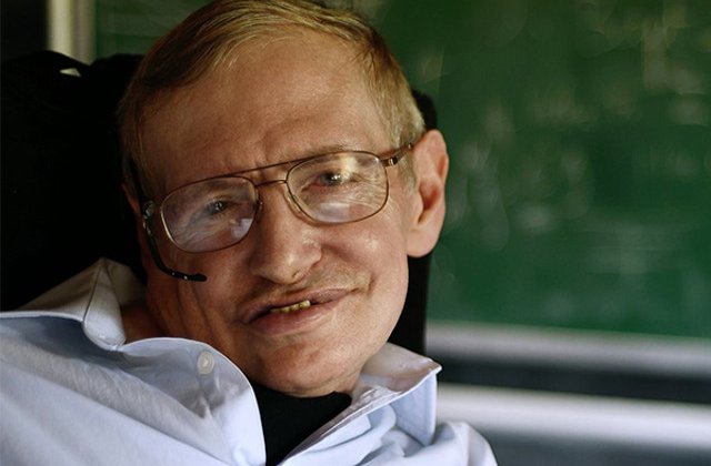 Stephen Hawking: Avertisment fata de "consecintele catastrofice" ale deciziilor lui Donald Trump