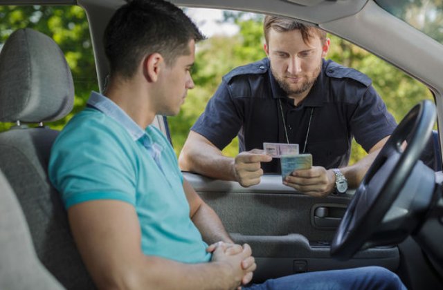 Noutati la examenul pentru obtinerea permisului: proba practica va fi inregistrata video si audio