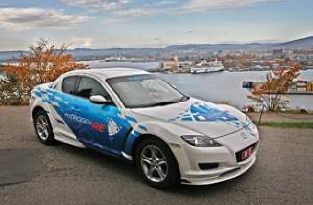 Mazda a lansat primele autovehicule ecologice cu motoare pe hidrogen