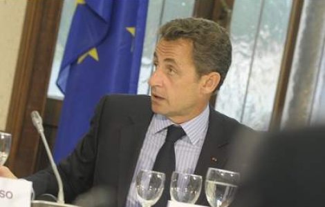 Pagina de Facebook a lui Sarkozy a fost piratata