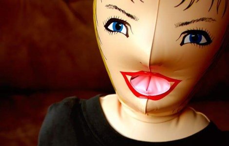 Romanii fac reclamatii trasnite