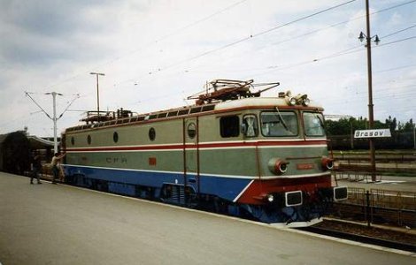 Cu cati angajati vor ramane caile feroviare romane?