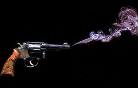 Focuri de arma in Capitala pentru prinderea unor hoti