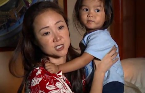 United Airlines a obligat o femeie sa-si tina copilul in brate, desi a cumparat doua locuri