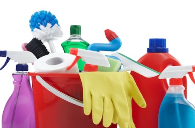 Camera Deputatilor vrea sa cumpere produse de curatenie si hartie igienica de peste 526.000 lei