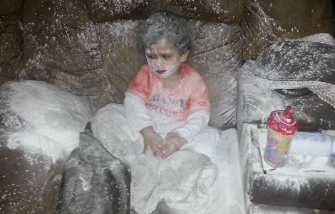  Top  Top 10+ situatii amuzante care pot aparea cand iti lasi copilul nesupravegheat