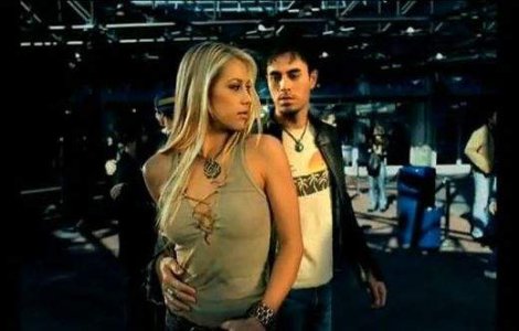 Enrique Iglesias va fi tatic