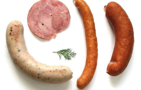 Top 10 cele mai nocive mezeluri din magazin