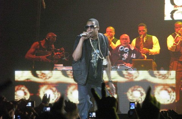 Jay-Z si Will Smith vor sa faca un remake al filmului "Annie"