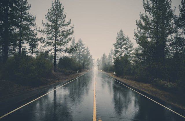 Informare meteo: Dupa canicula, se intorc vijeliile si ploile torentiale