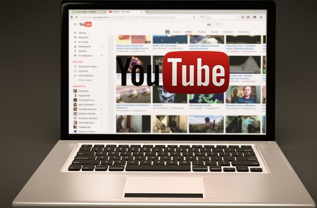 Top 10 cele mai vizionate videoclipuri pe YouTube. Care sunt cele mai ascultate melodii